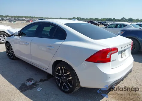 2018 Volvo S60 T5 Dynamic из США, поврежденный, VIN YV126MFLXJ2451548